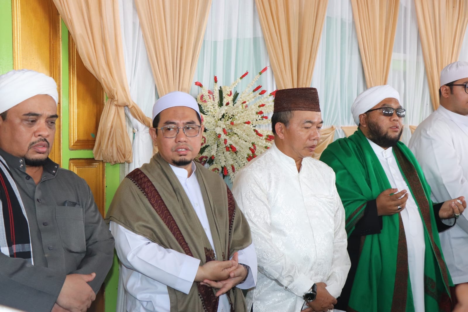 PJ Bupati Bersama Para Ulama dan Ribuan Masyarakat Hadiri Haul Datu Qabul Ke 13