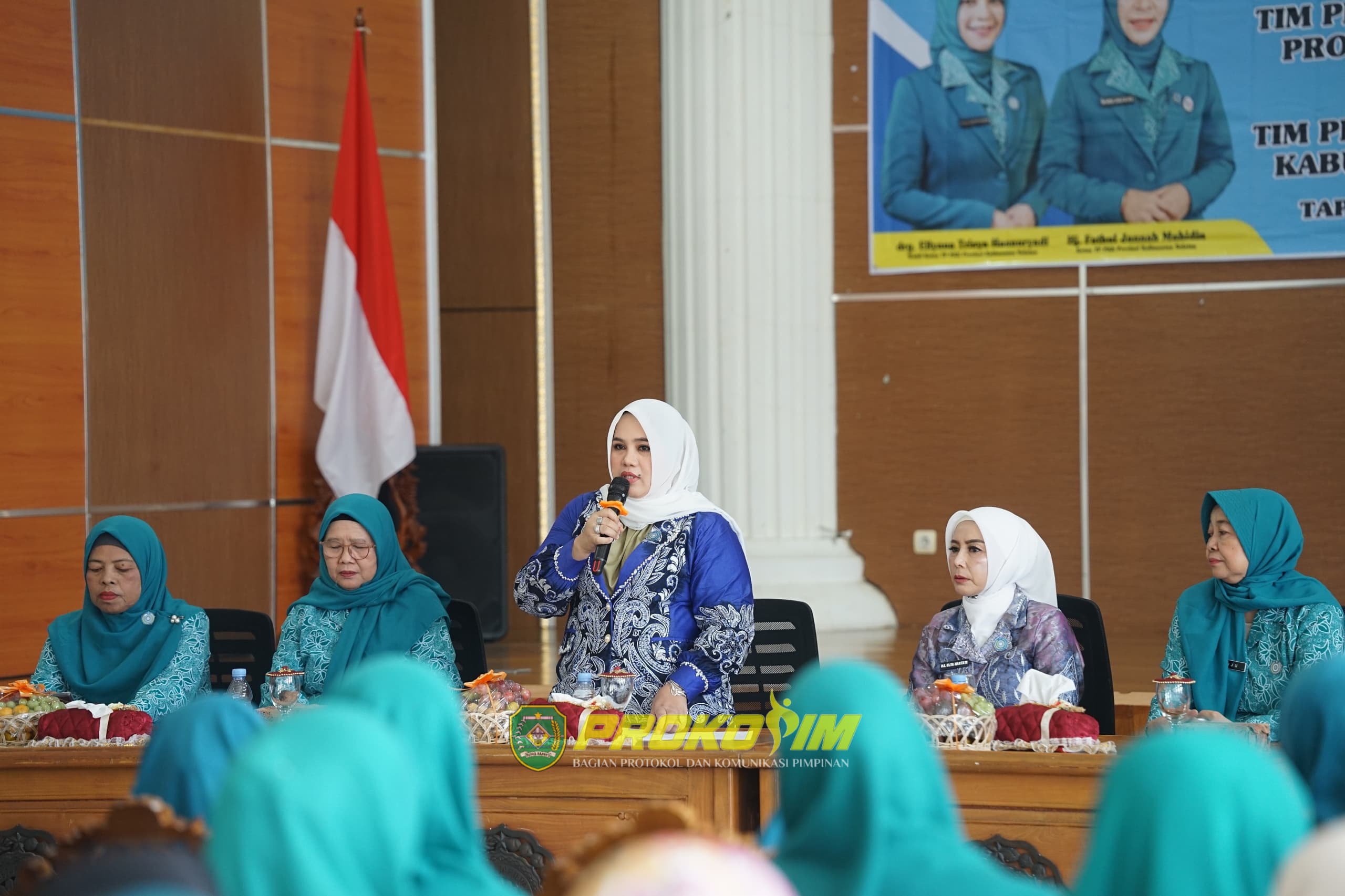 TP PKK Tapin Bekerja Sama Dengan TP PKK Provinsi Kalsel Melaksanakan Sosialisasi Pengelolaan Sampah Di Dalam Rumah Tangga