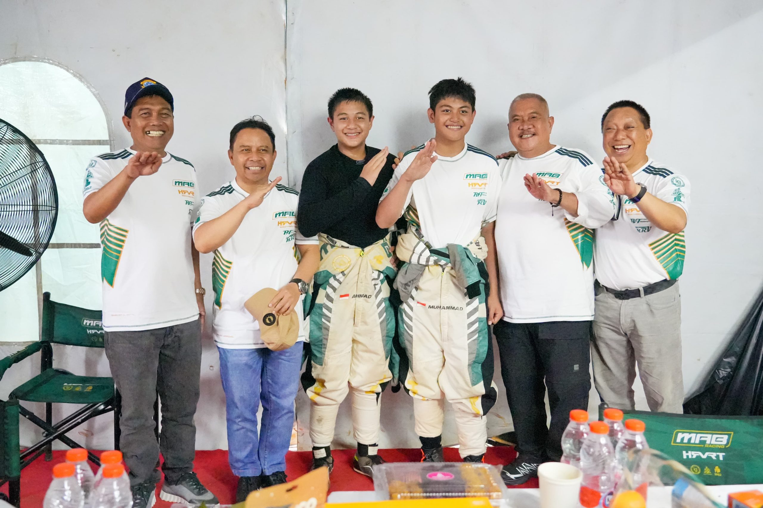 SEMANGAT JUANG PEMBALAP LOKAL DI KEJURNAS RALLY MENGGEMA BERASMA DUKUNGAN BUPATI DAN WAKIL BUPATI TAPIN